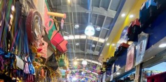 Mercado da Lapa comemora 72 anos com festa e bolo